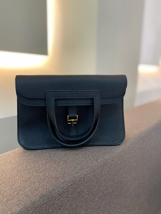 Pre-owned Hermes Halzan 25 Black Golden hw, W stamp (2024), w/ dust bag, receipt scan