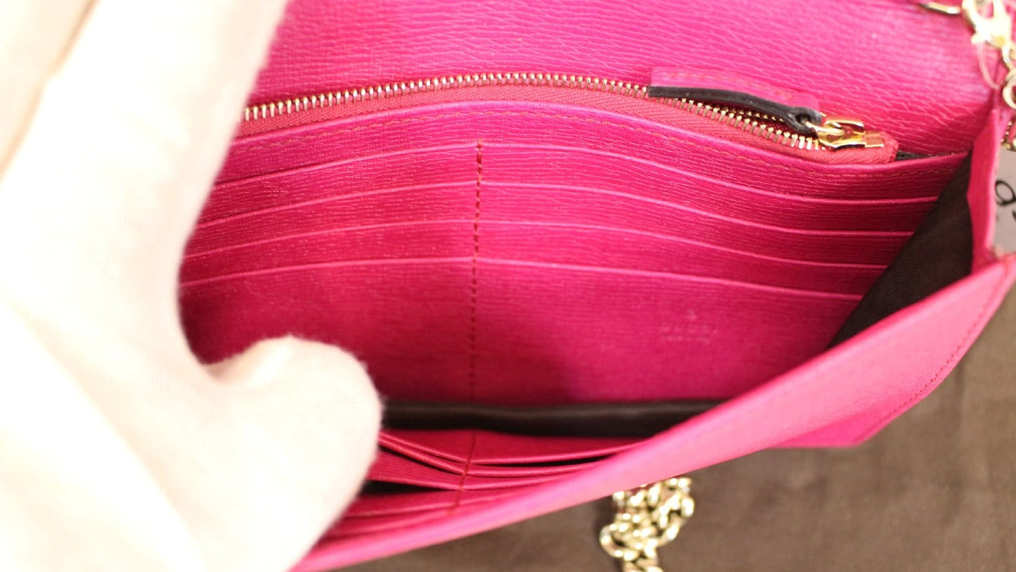 GUCCI Chain Red/Fuchsia Crossbody Clutch Bag