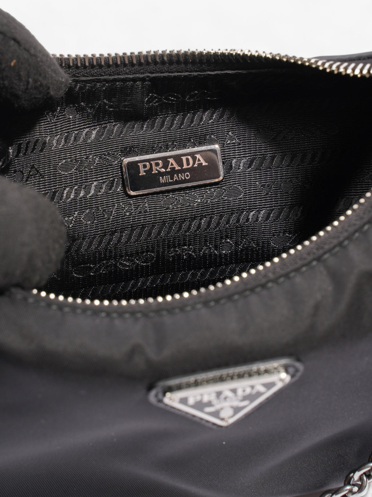 Prada Re-Edition 2005 Black Re Nylon