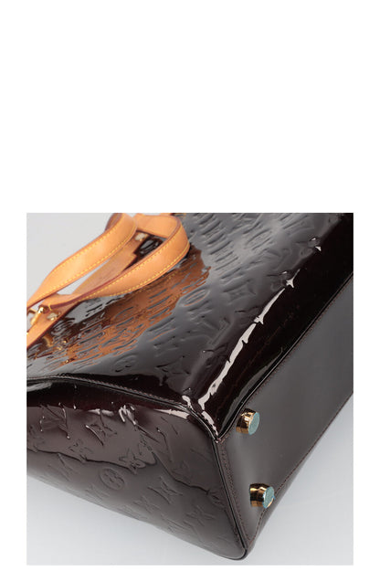 LOUIS VUITTON Brea GM Bag Vernis Amarante