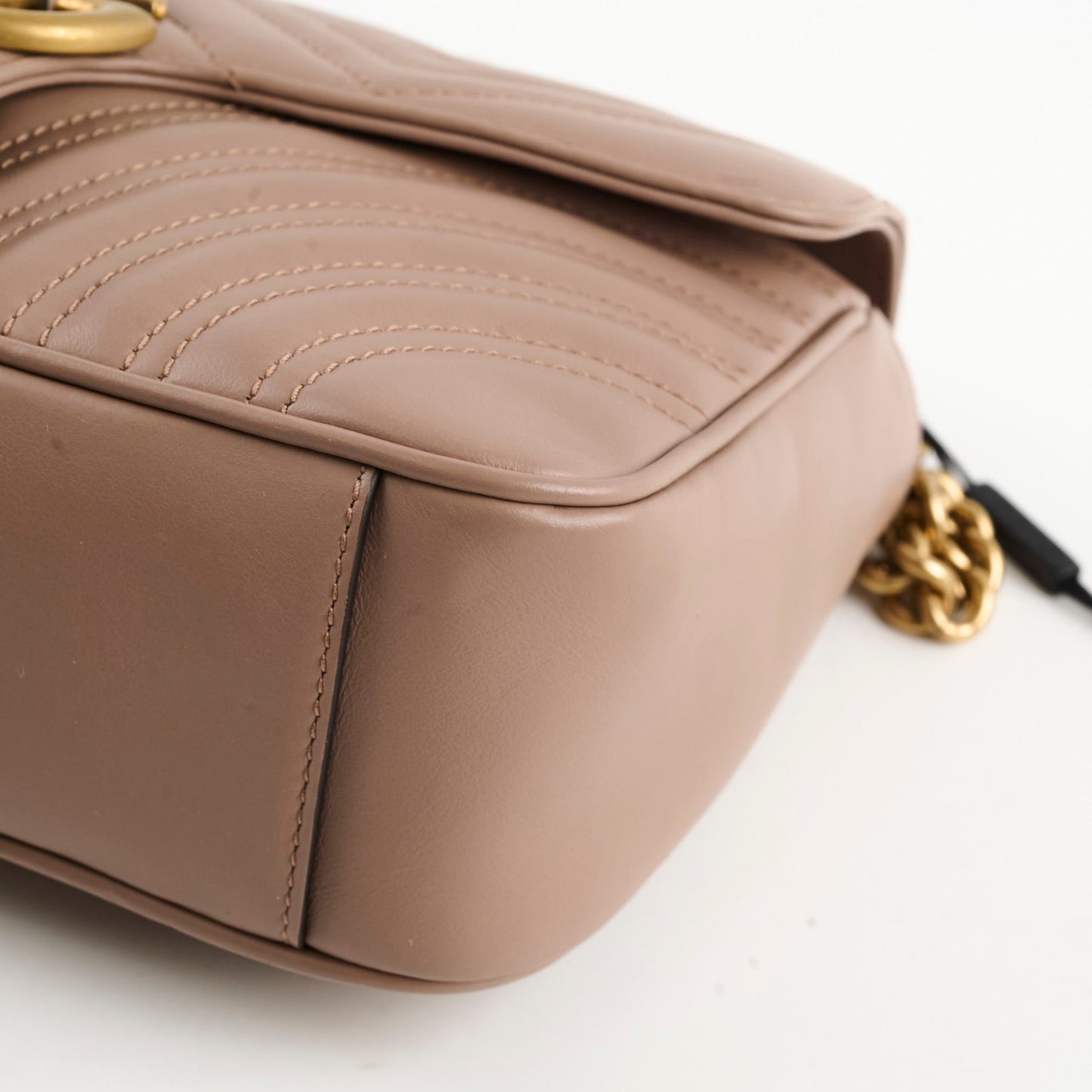 Gucci Marmont Small Shoulder Bag Beige / Dusty Pink