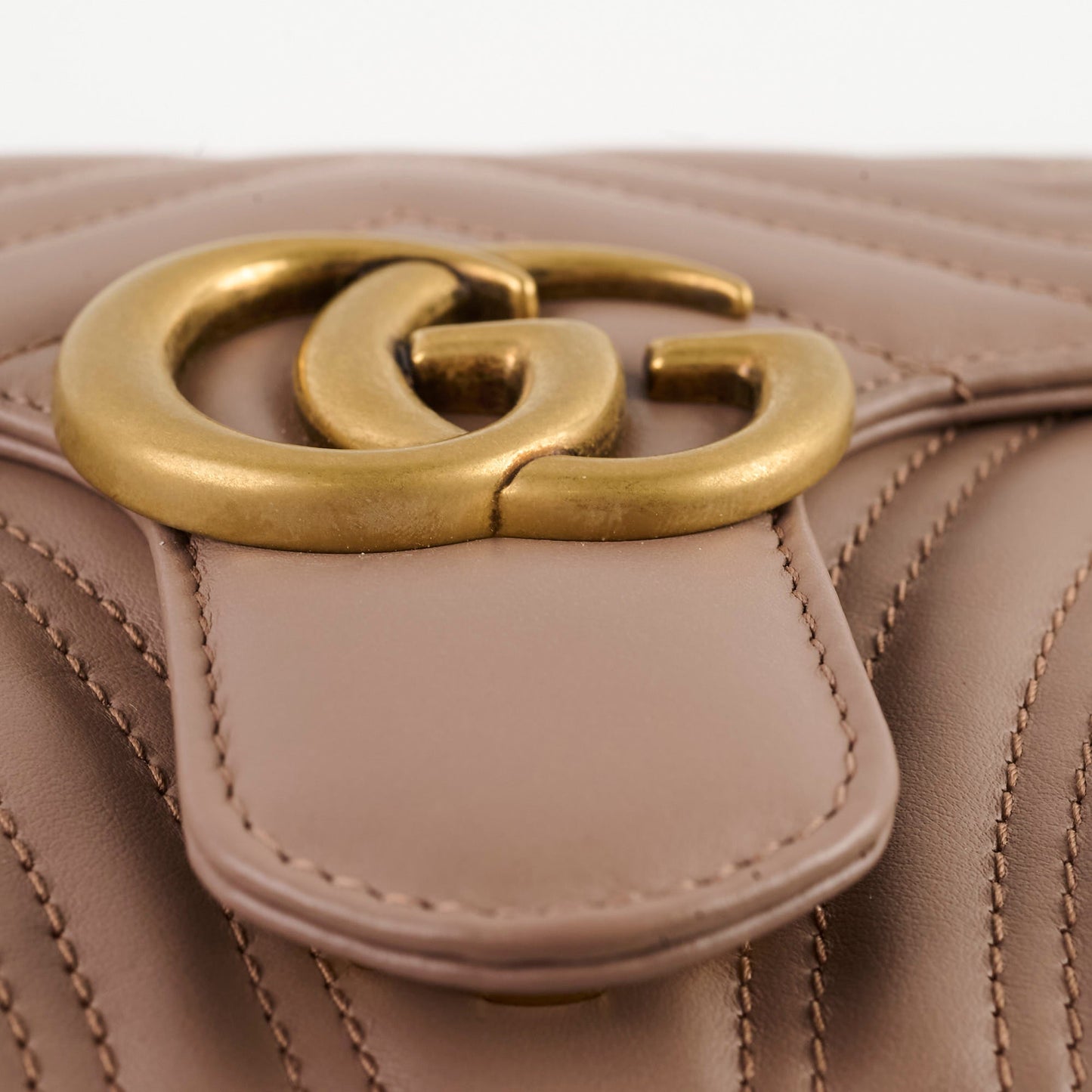 Gucci Marmont Small Shoulder Bag Beige / Dusty Pink