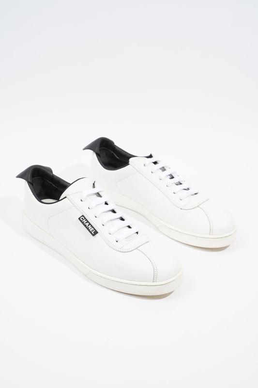 Chanel CC Logo Lace Up White   Black Leather EU 41.5 UK 8.5