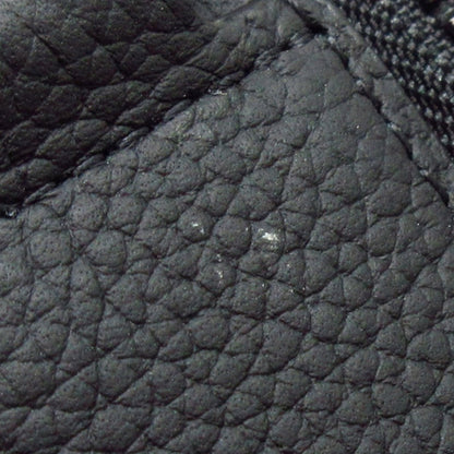 LOUIS VUITTON Alpha Wearable Wallet Crossbody Bag