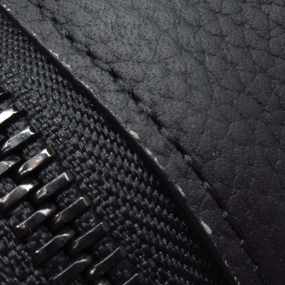 LOUIS VUITTON Alpha Wearable Wallet Crossbody Bag
