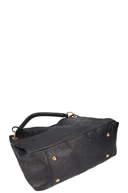 LOUIS VUITTON Artsy