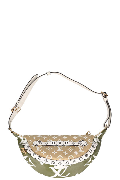 LOUIS VUITTON Bum Bag MNG Giant