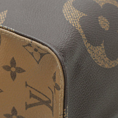 Louis Vuitton Monogram Giant Reversible Onthego GM Bag