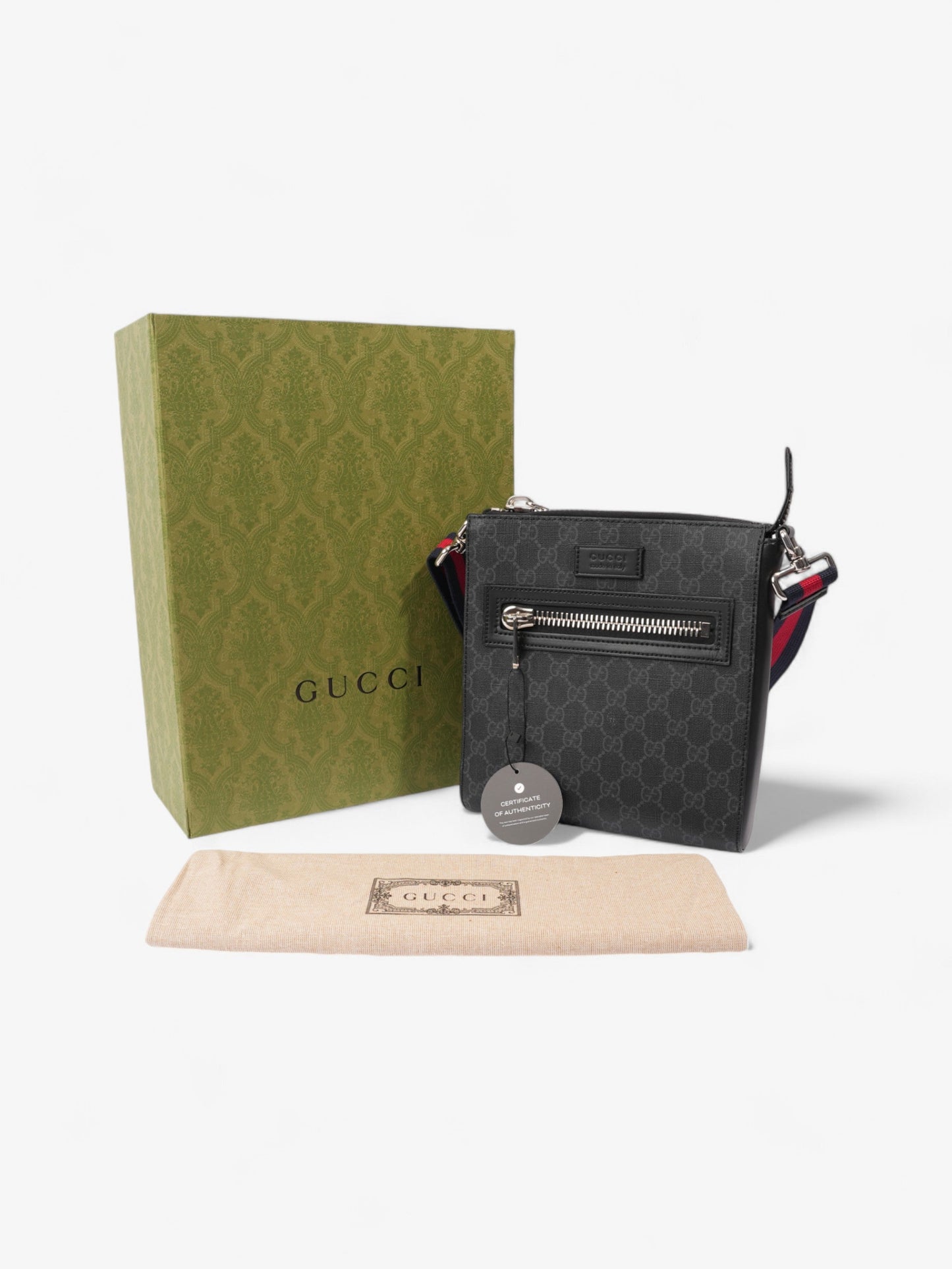 Gucci GG Messenger GG Supreme / Black Coated Canvas