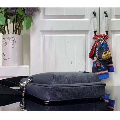 Louis Vuitton LV Unisex Avenue Slingbag NM Midnight Blue Taiga Cowhide Leather