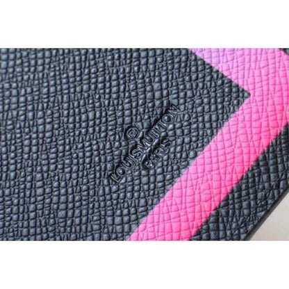 Louis Vuitton LV Unisex Brazza Wallet Black Taiga Leather