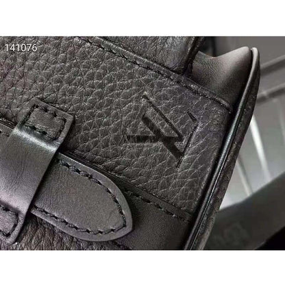 Louis Vuitton LV Unisex Christopher XS Black Taurillon Leather Cowhide Leather