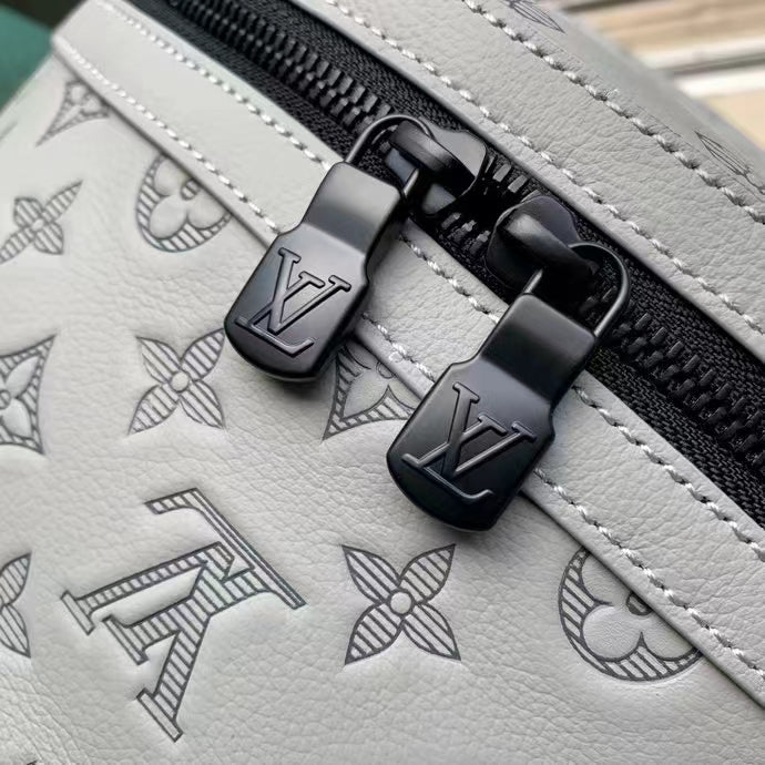 Louis Vuitton LV Unisex Discovery Backpack Anthracite Gray Calf Leather Cowhide Double Zip