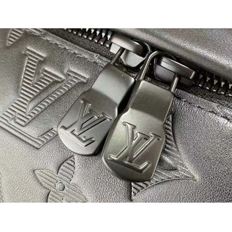 Louis Vuitton LV Unisex Discovery Bumbag PM Monogram Shadow Calf Cowhide Leather