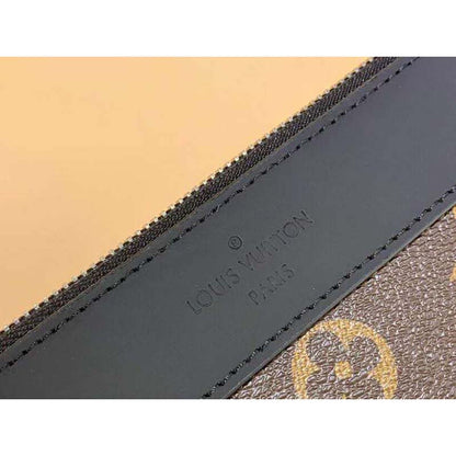 Louis Vuitton LV Unisex Discovery Pochette GM Monogram Macassar-Brown