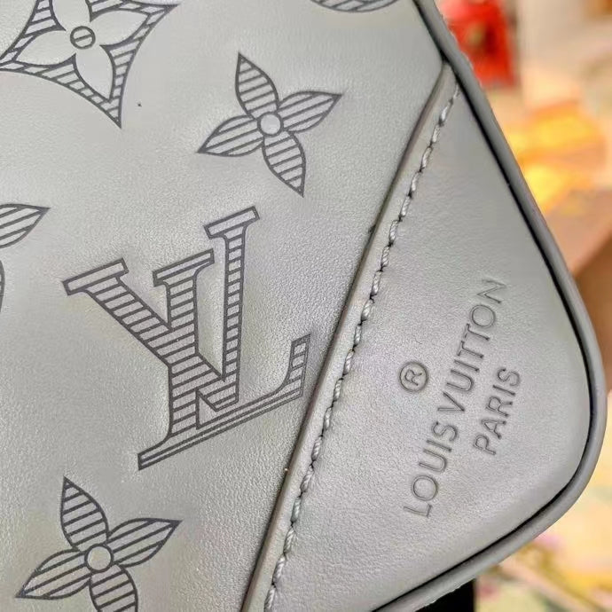 Louis Vuitton LV Unisex Duo Messenger Anthracite Gray Monogram Shadow Calf Leather