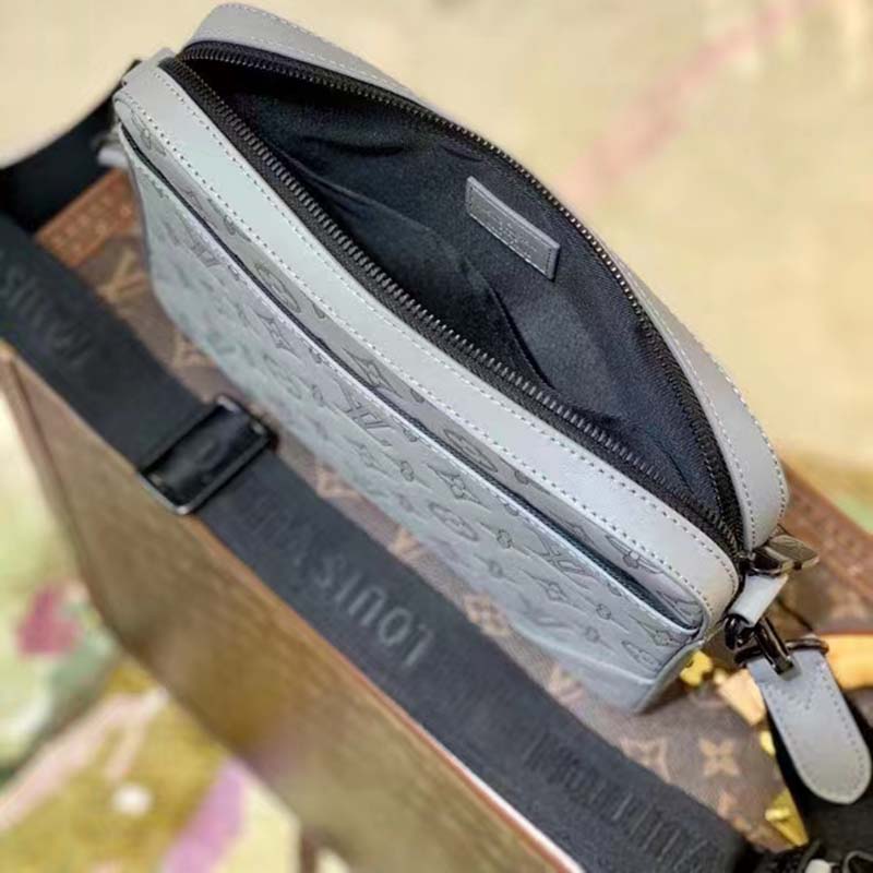 Louis Vuitton LV Unisex Duo Messenger Anthracite Gray Monogram Shadow Calf Leather