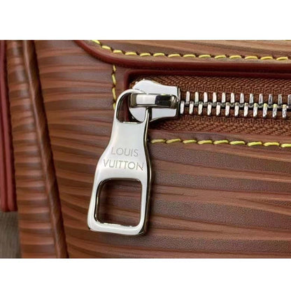 Louis Vuitton LV Unisex Montsouris Messenger Cognac Calf Leather Textile Lining