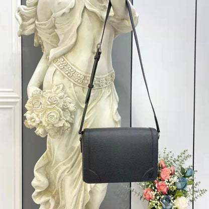 Louis Vuitton LV Unisex New Flap Messenger Black Taiga Cowhide Leather