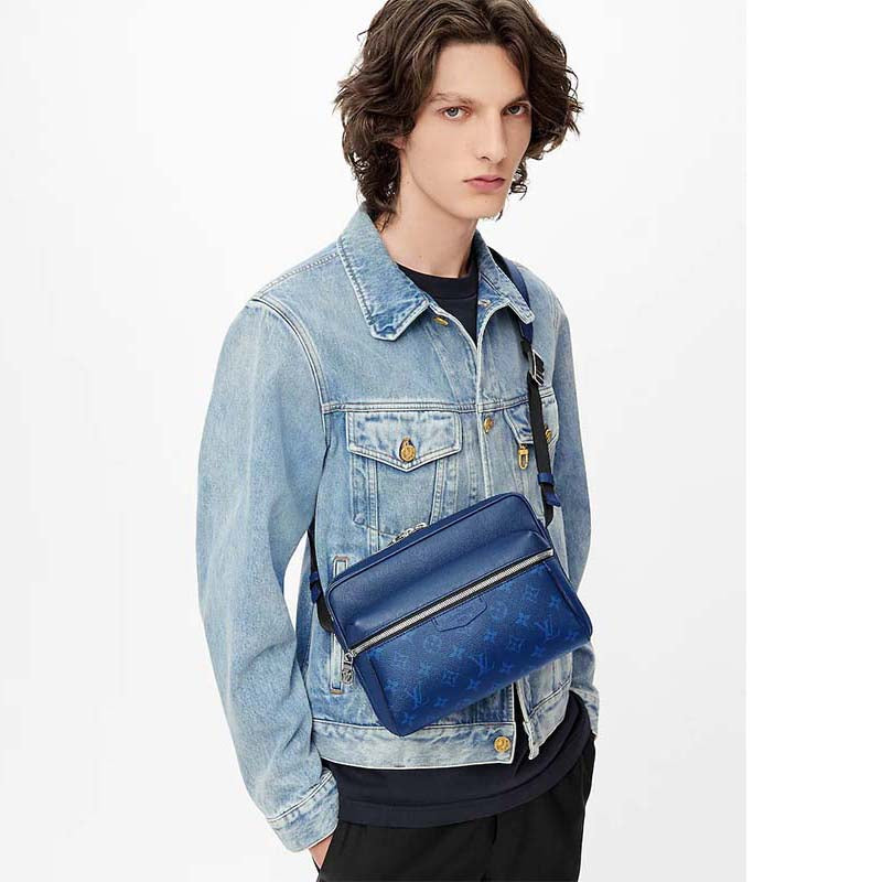 Louis Vuitton LV Unisex Outdoor Messenger Navy Blue Taiga Cowhide Leather Monogram Canvas