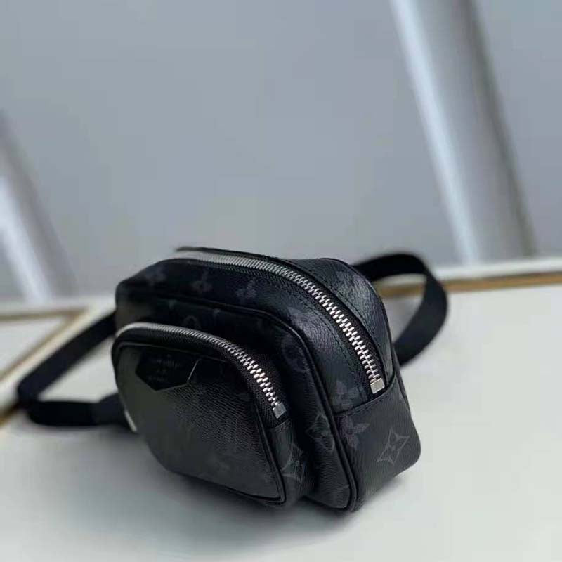 Louis Vuitton LV Unisex Outdoor Pouch Taigarama Noir Black Coated Canvas Cowhide Leather