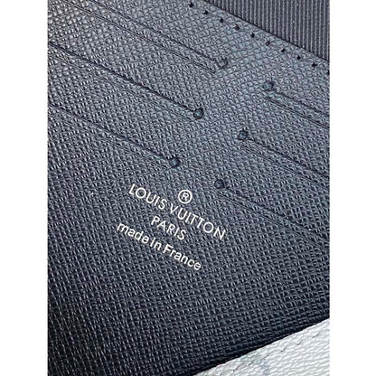 Louis Vuitton LV Unisex Pochette Voyage Multicolor Monogram Coated Canvas Cowhide Leather