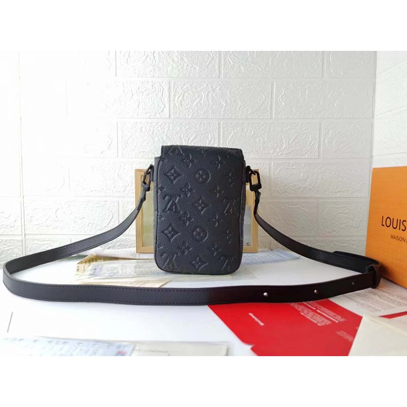 Louis Vuitton LV Unisex S-Lock Vertical Wearable Wallet Black Taurillon Monogram Leather