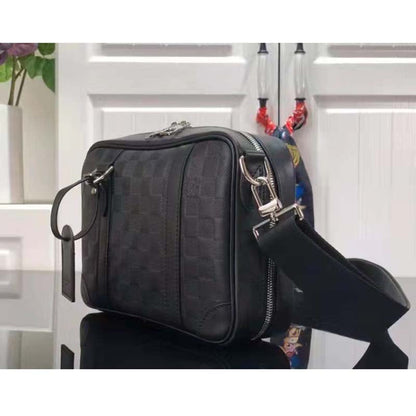 Louis Vuitton LV Unisex Sirius Messenger Bag Damier Infini Onyx Cowhide Leather