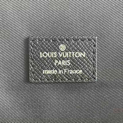 Louis Vuitton LV Unisex Slim Briefcase Black Taiga Cowhide Leather LV Signature
