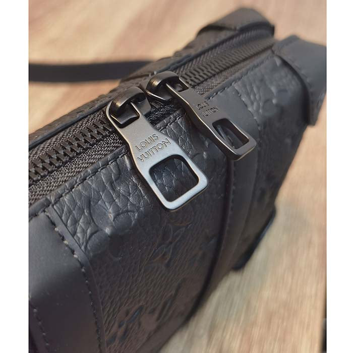Louis Vuitton LV Unisex Soft Trunk Wearable Wallet Black Taurillon Monogram Leather