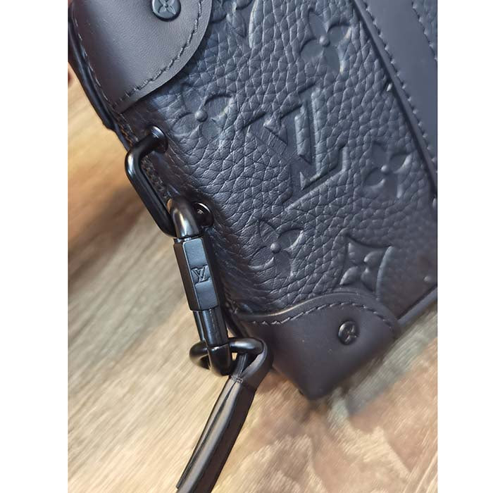 Louis Vuitton LV Unisex Soft Trunk Wearable Wallet Black Taurillon Monogram Leather