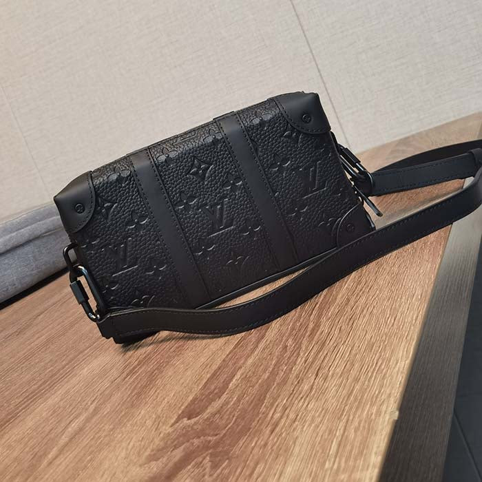 Louis Vuitton LV Unisex Soft Trunk Wearable Wallet Black Taurillon Monogram Leather