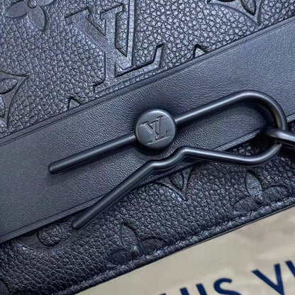 Louis Vuitton LV Unisex Steamer Messenger Monogram Cowhide Taurillon Leather