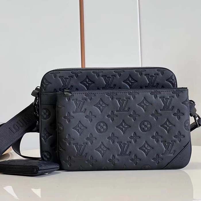 Louis Vuitton LV Unisex Trio Messenger Bag Black Calf Leather Cowhide