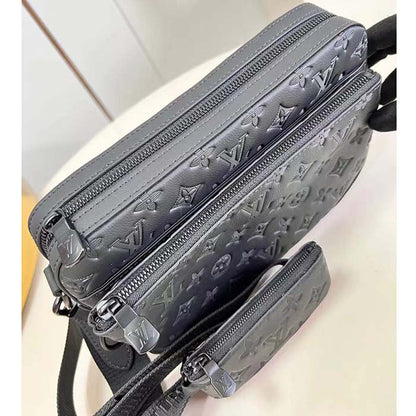 Louis Vuitton LV Unisex Trio Messenger Bag Black Calf Leather Cowhide
