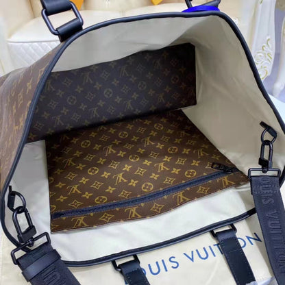 Louis Vuitton LV Unisex WeekEnd Tote GM Monogram Canvas Cowhide Leather