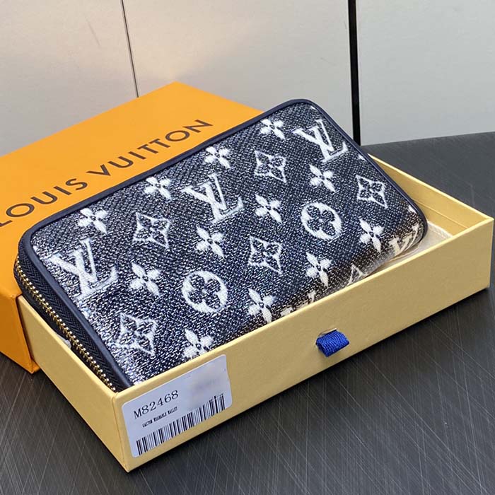 Louis Vuitton LV Unisex Zippy Wallet Blue Monogram Coated Canvas Cowhide Leather