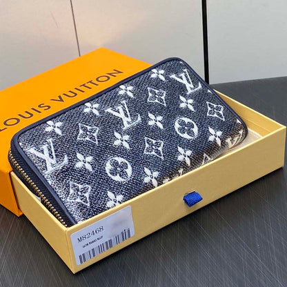 Louis Vuitton LV Unisex Zippy Wallet Blue Monogram Coated Canvas Cowhide Leather