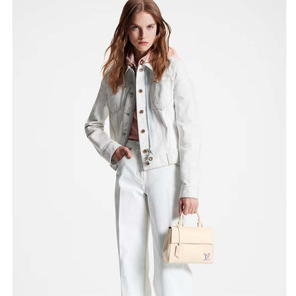Louis Vuitton LV Women Cluny Mini Quartz White Epi Grained Cowhide Leather