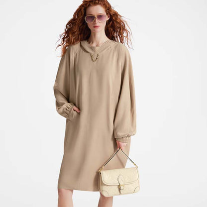 Louis Vuitton LV Women Diane Crème Beige Embossed Supple Grained Cowhide Leather