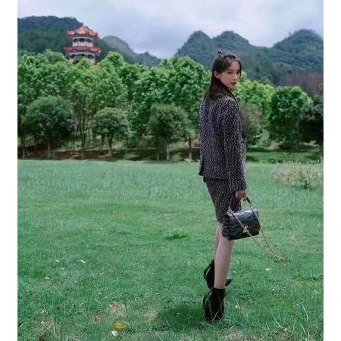 Louis Vuitton LV Women GO-14 MM Black Lamb Leather Cowhide Leather