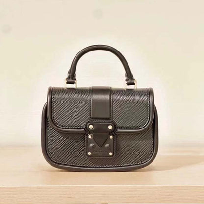 Louis Vuitton LV Women Hide Seek Black Epi Grained Smooth Cowhide Leather