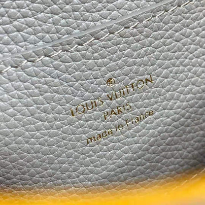 Louis Vuitton LV Women LV Pont 9 Soft MM Gris Taupe Summer Gold Grained Calfskin