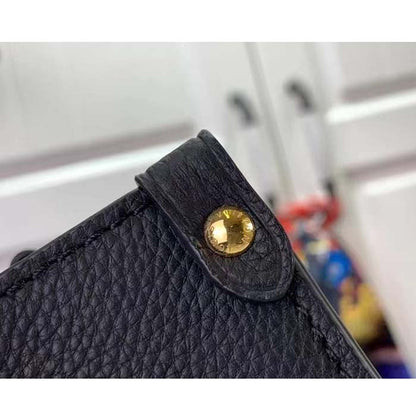 Louis Vuitton LV Women Lock Go Black Grained Calf Leather Microfiber Lining