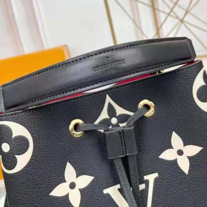 Louis Vuitton LV Women NéoNoé MM Bucket Bag Black Embossed Grained Cowhide Leather