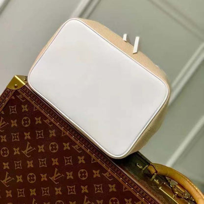 Louis Vuitton LV Women Néonoé MM White Cotton Cowhide Leather