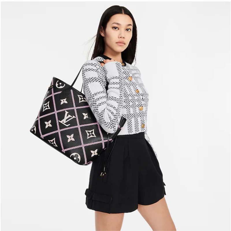 Louis Vuitton LV Women Neverfull MM Tote Black Pink Grained Cowhide Leather