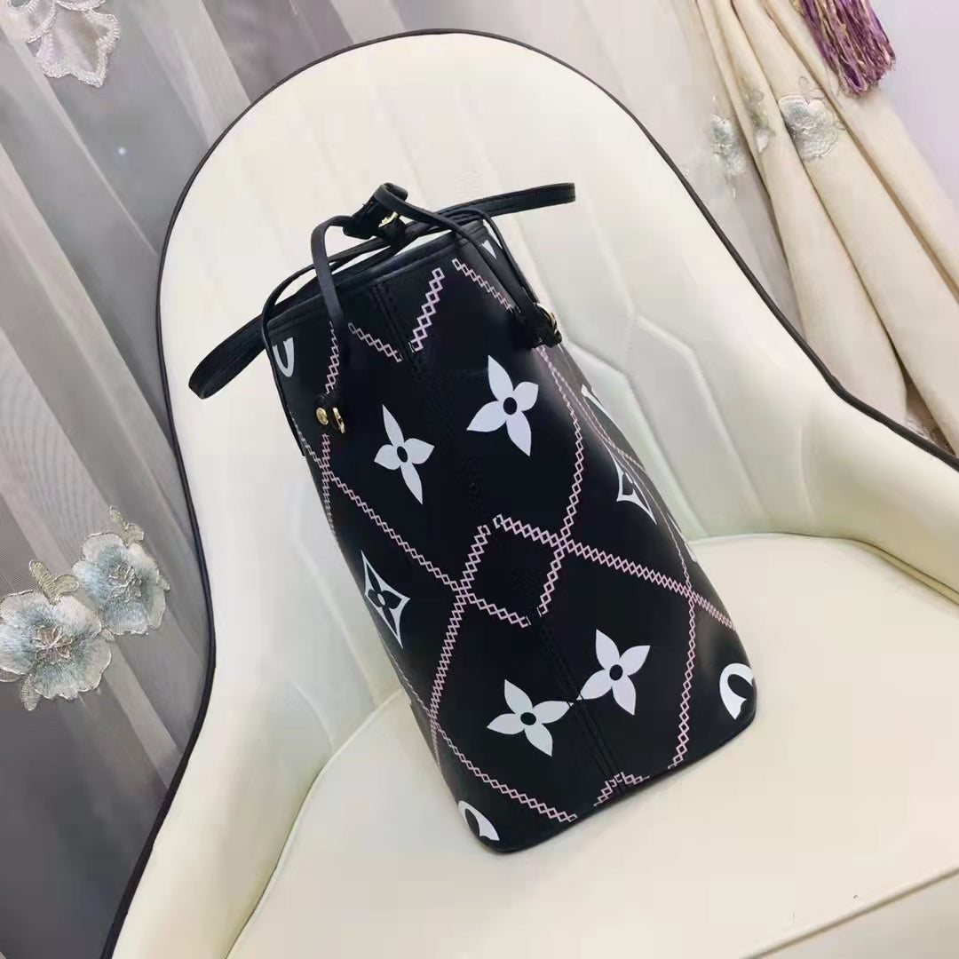 Louis Vuitton LV Women Neverfull MM Tote Black Pink Grained Cowhide Leather