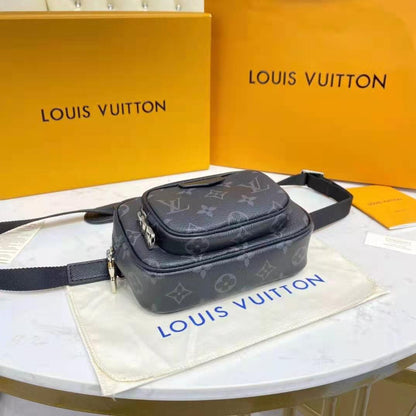 Louis Vuitton LV Men Outdoor Pouch Taigarama Noir Black Coated Canvas Cowhide Leather