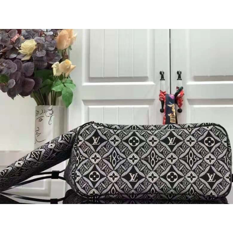 Louis Vuitton LV Women Since 1854 Neverfull MM Tote Black Monogram Flowers Canvas